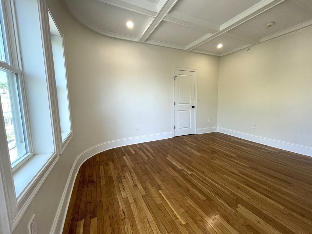 14 Weld Ave # 2 Property Photo 17