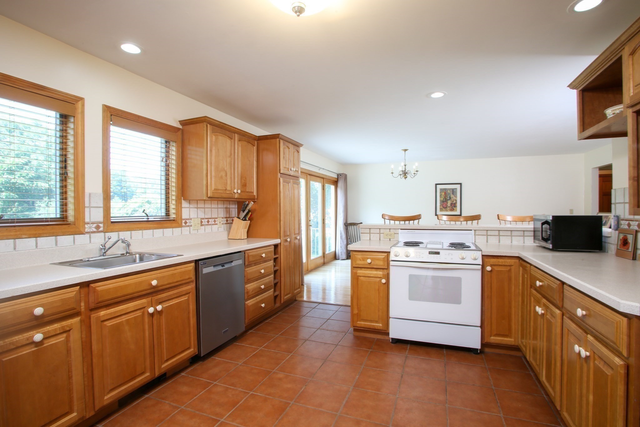 18 East Road Property Photo 15