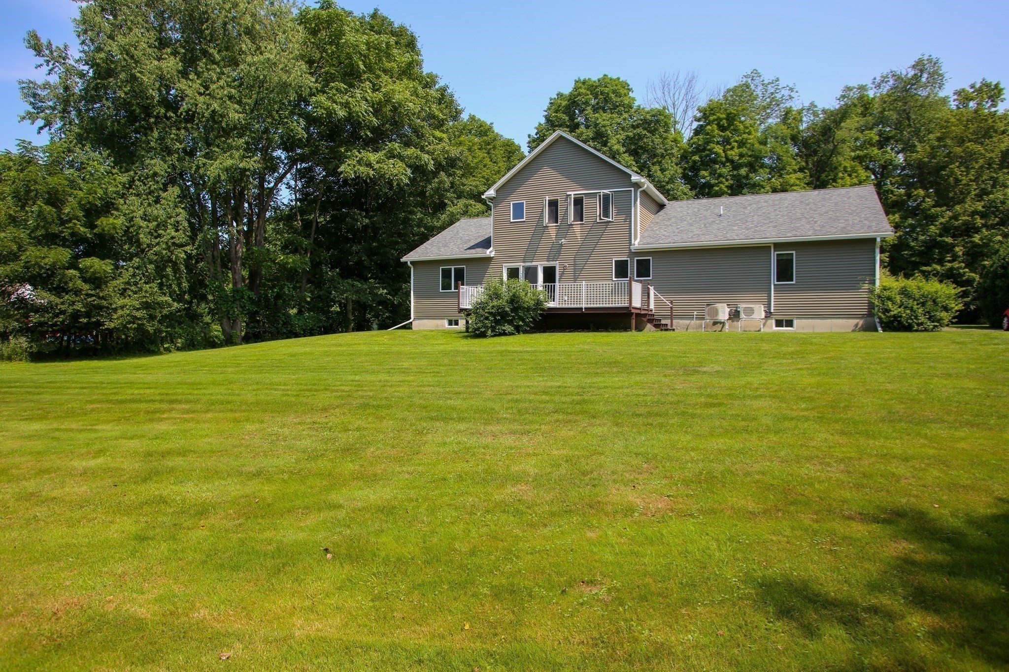 18 East Road Property Photo 29