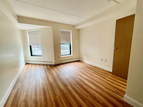 400 Massachusetts Avenue # 1 Property Photo 15