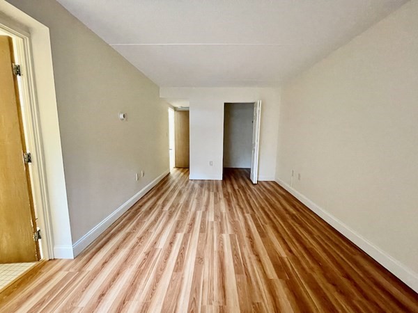 400 Massachusetts Avenue # 1 Property Photo 19