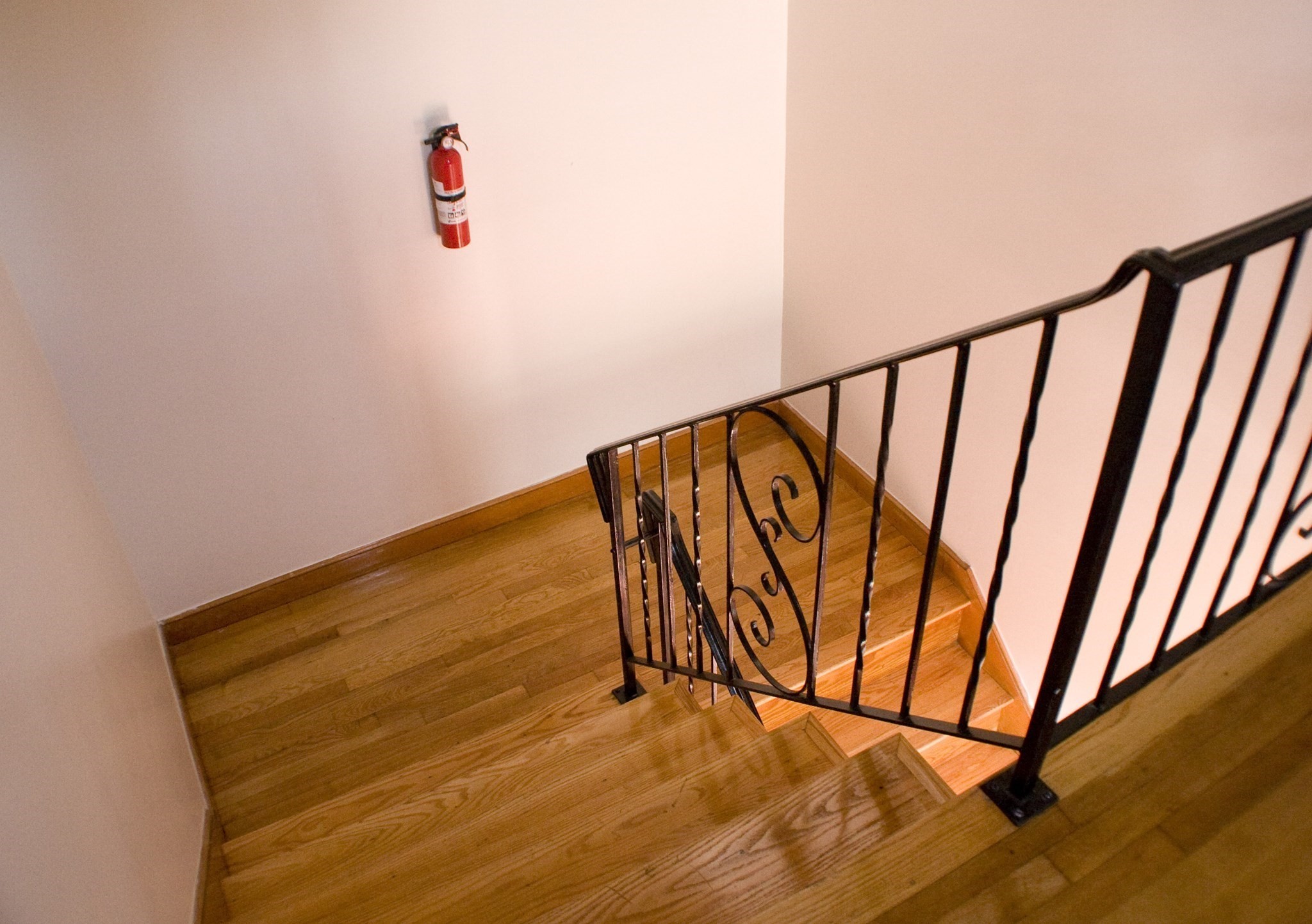 8 Kenwood St # 4 Property Photo 3