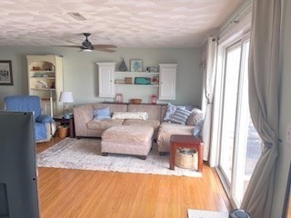 84 Railroad Ave # B Property Photo 7