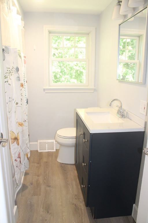 17 Didonato Ave Property Photo 6