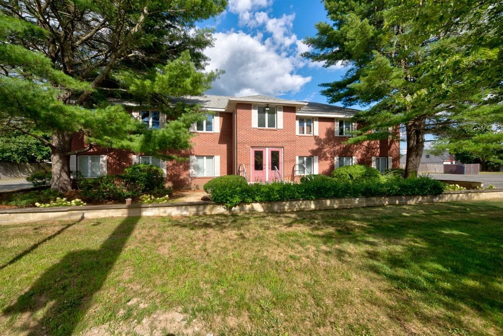400 West Street Suite 2 Property Photo 1