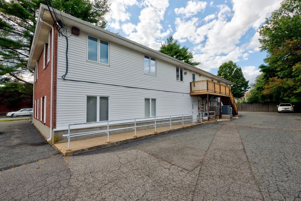 400 West Street Suite 2 Property Photo 3
