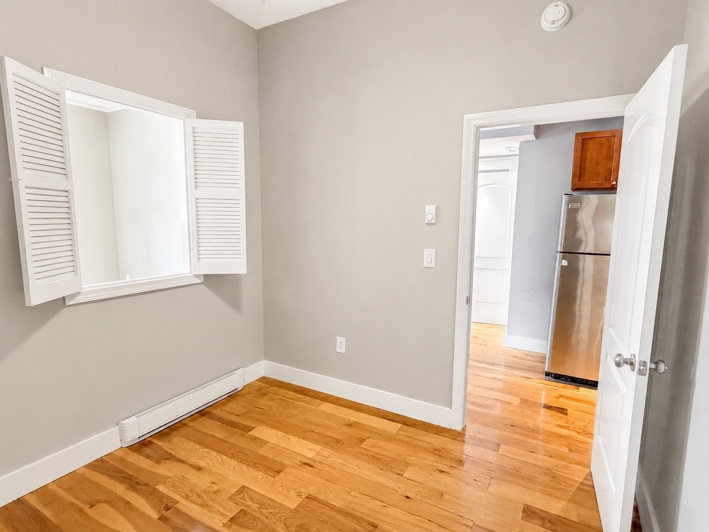 113 Beacon St # 5 Property Photo 3
