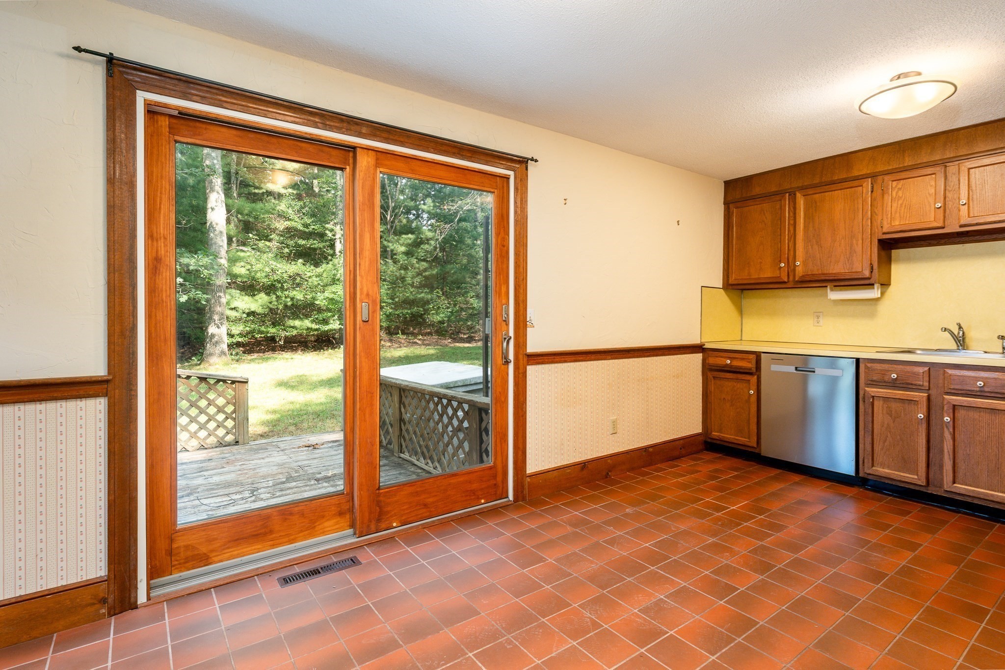 41 Bridle Path Property Photo 15