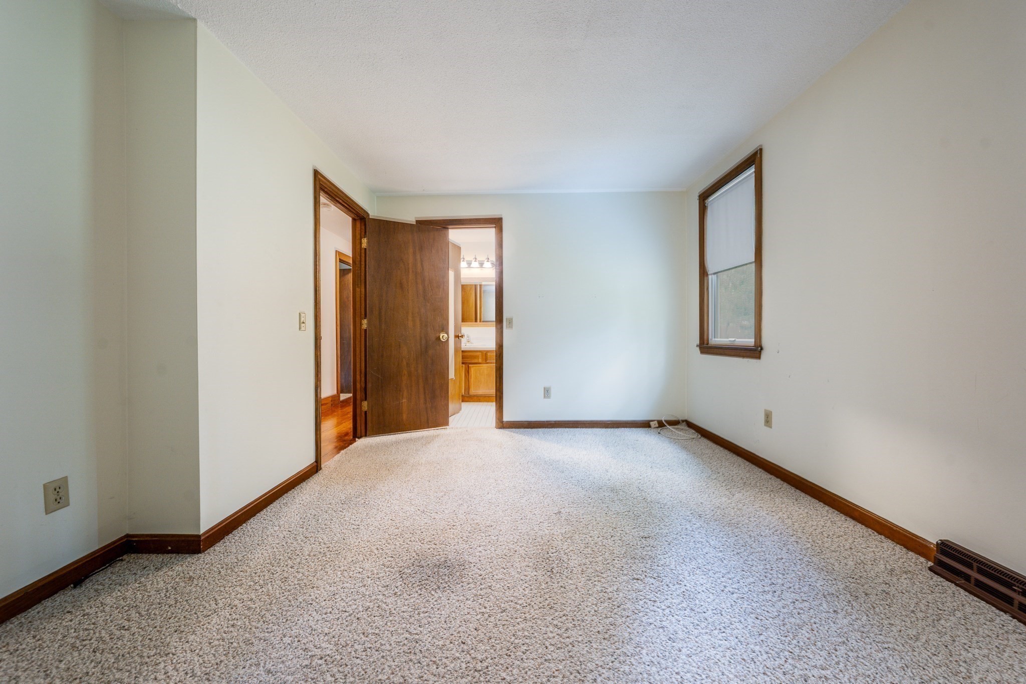41 Bridle Path Property Photo 20