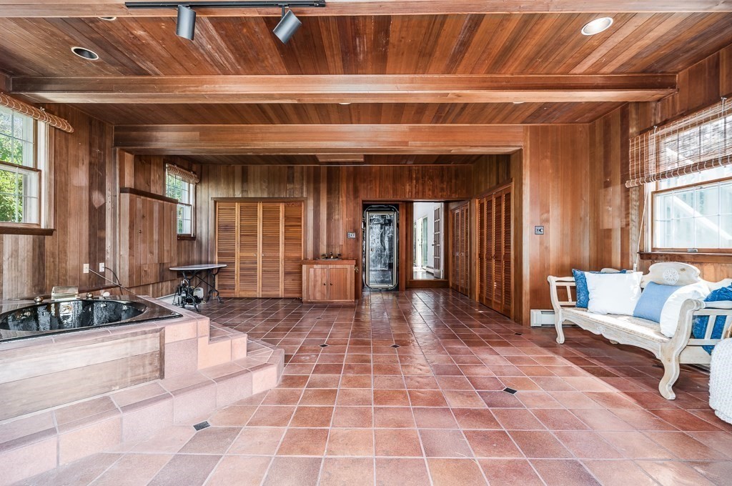 8 Rouse Rd. Property Photo 9