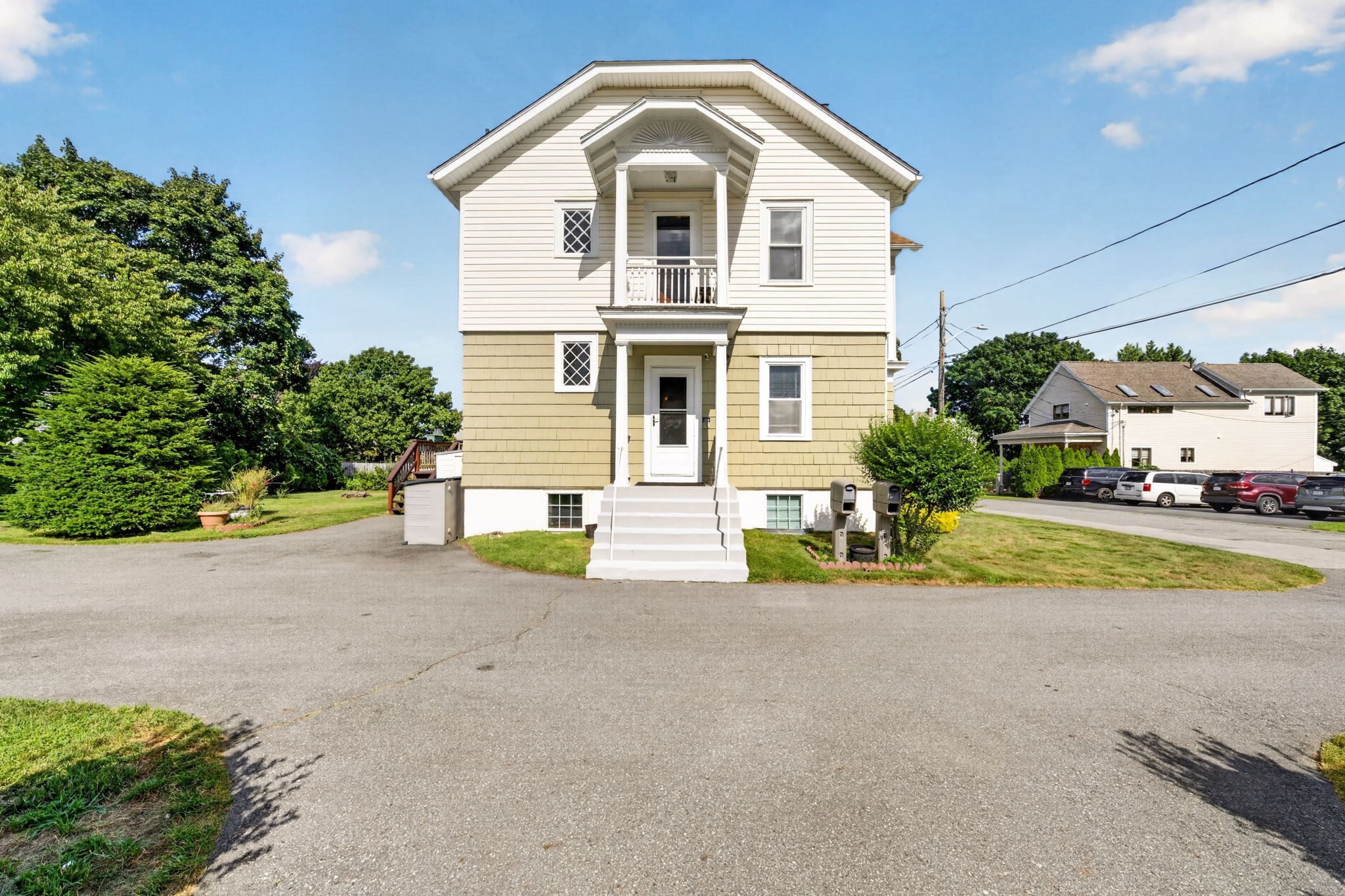 84 Third St Property Photo 10