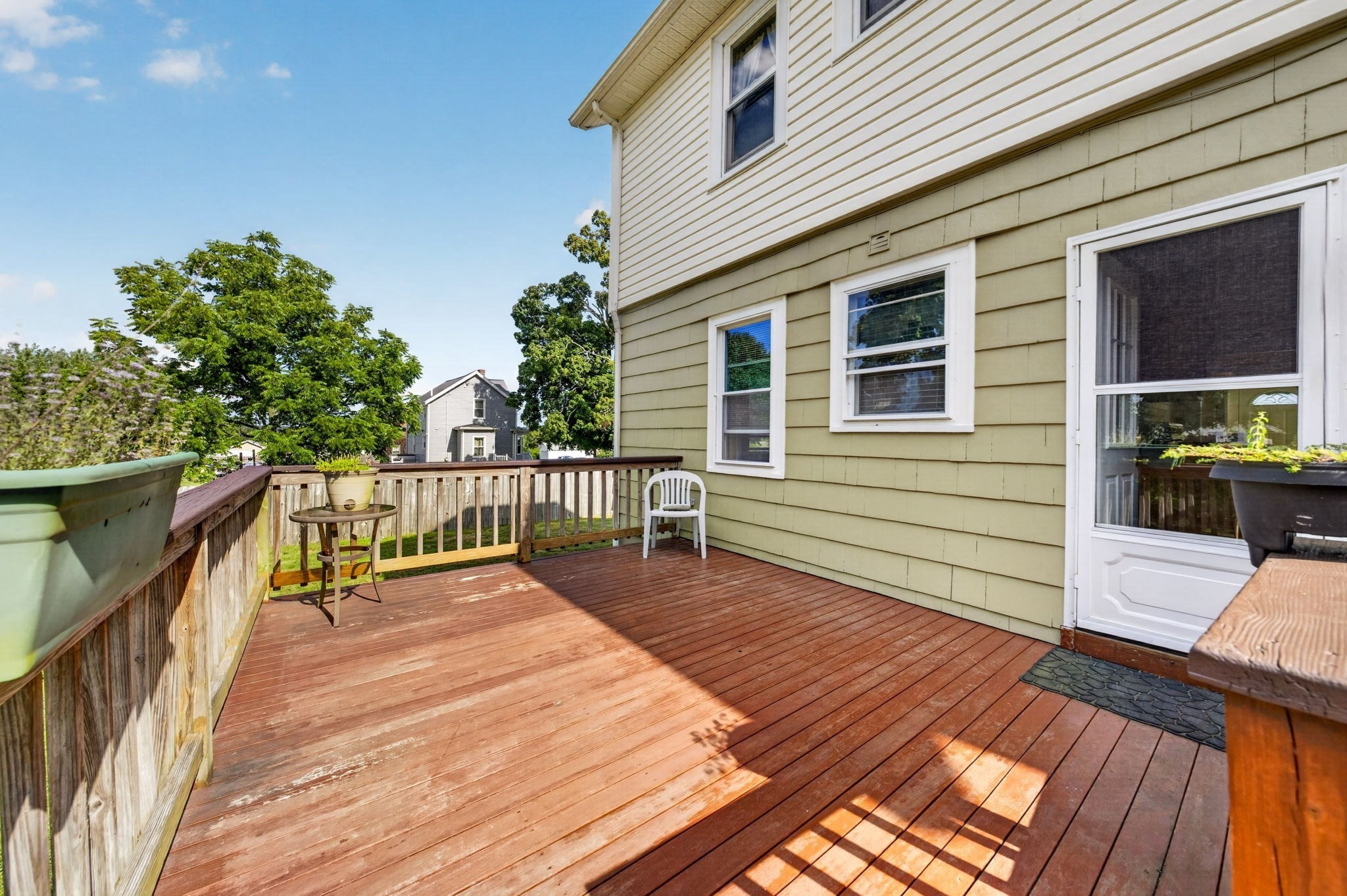84 Third St Property Photo 14