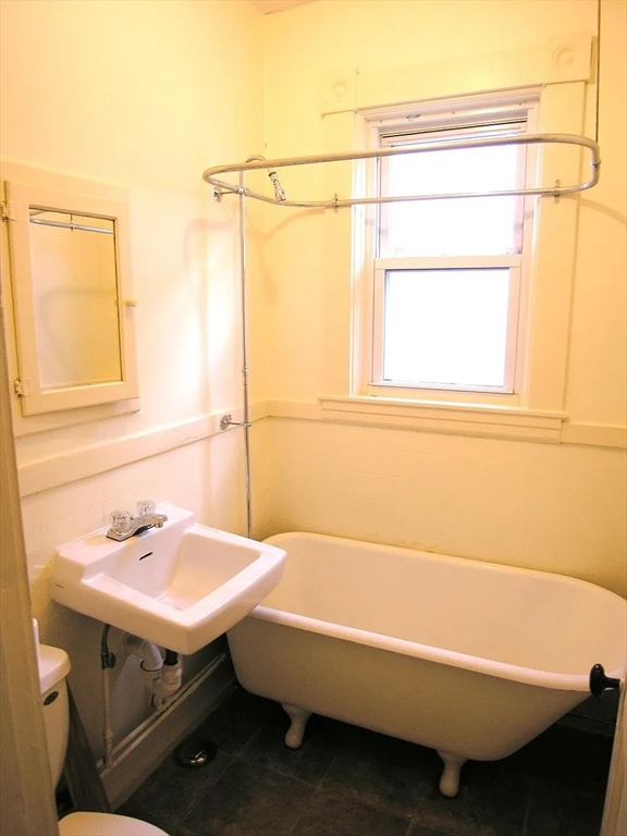 115.5 Bullard Street # 2W Property Photo 1