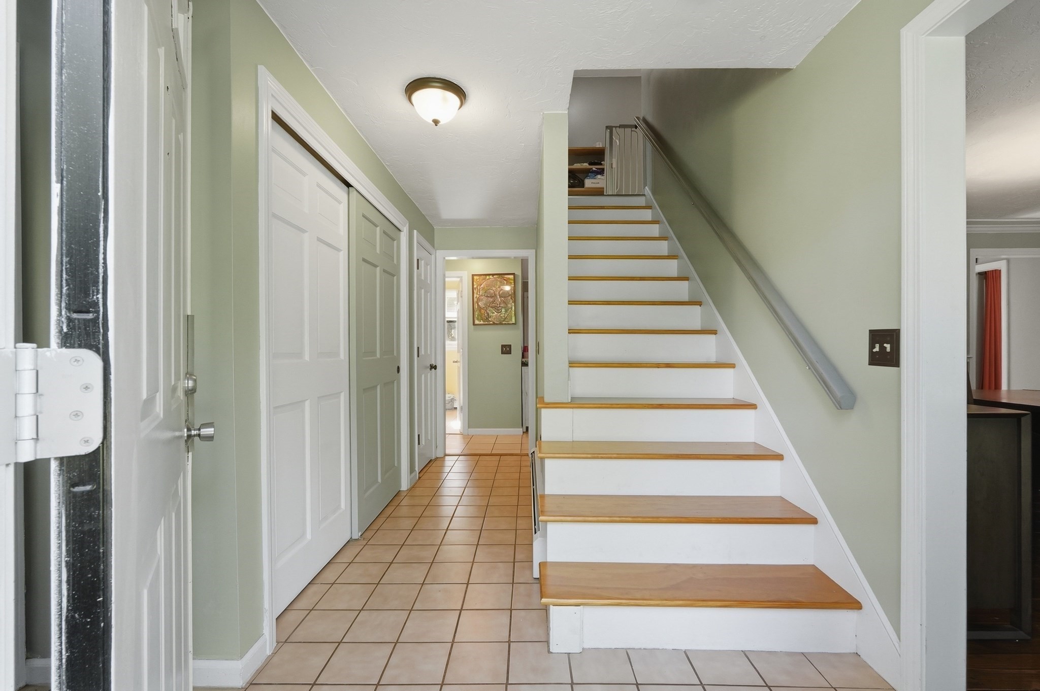 50 Conant St Property Photo 3