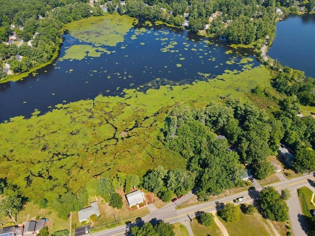 52 Sandy Pond Rd Property Photo 4
