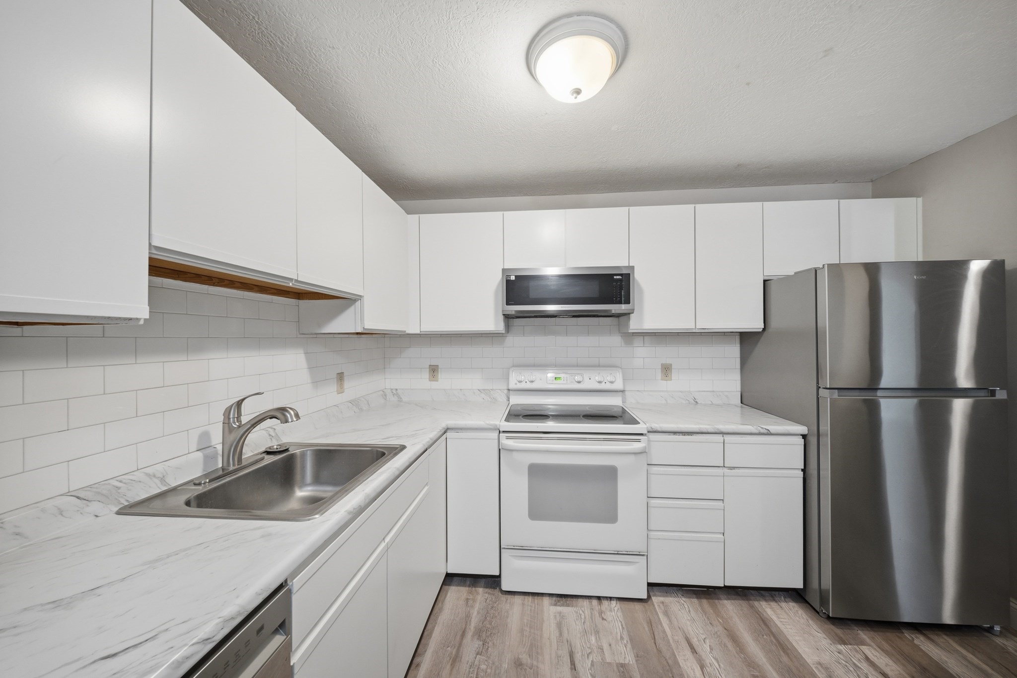 1 Timberwood Dr # 206 Property Photo 22