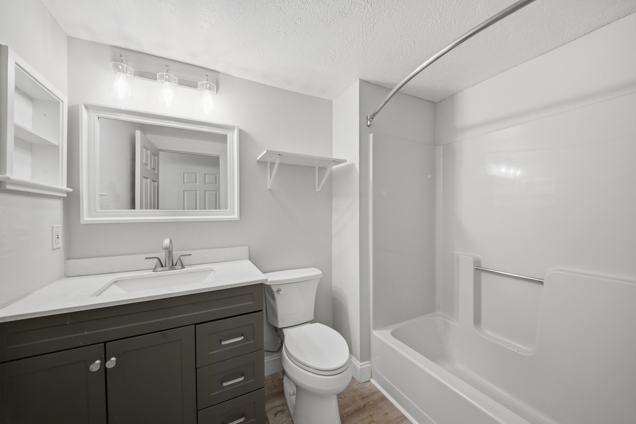 1 Timberwood Dr # 206 Property Photo 33