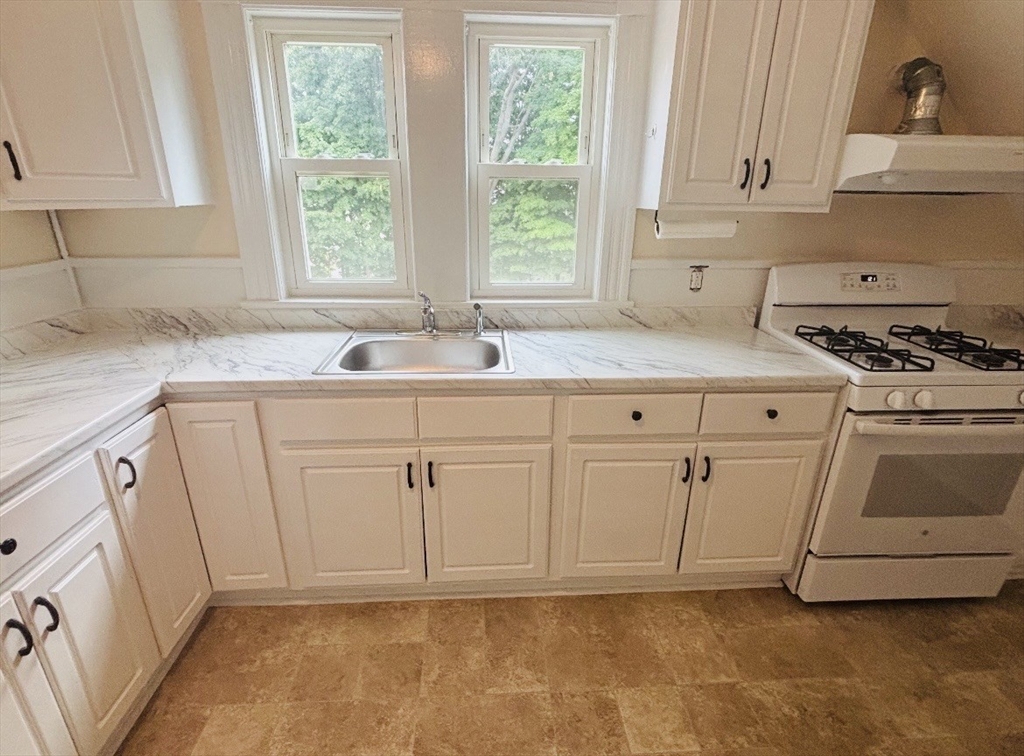 72 Marblehead # 2 Property Photo 1