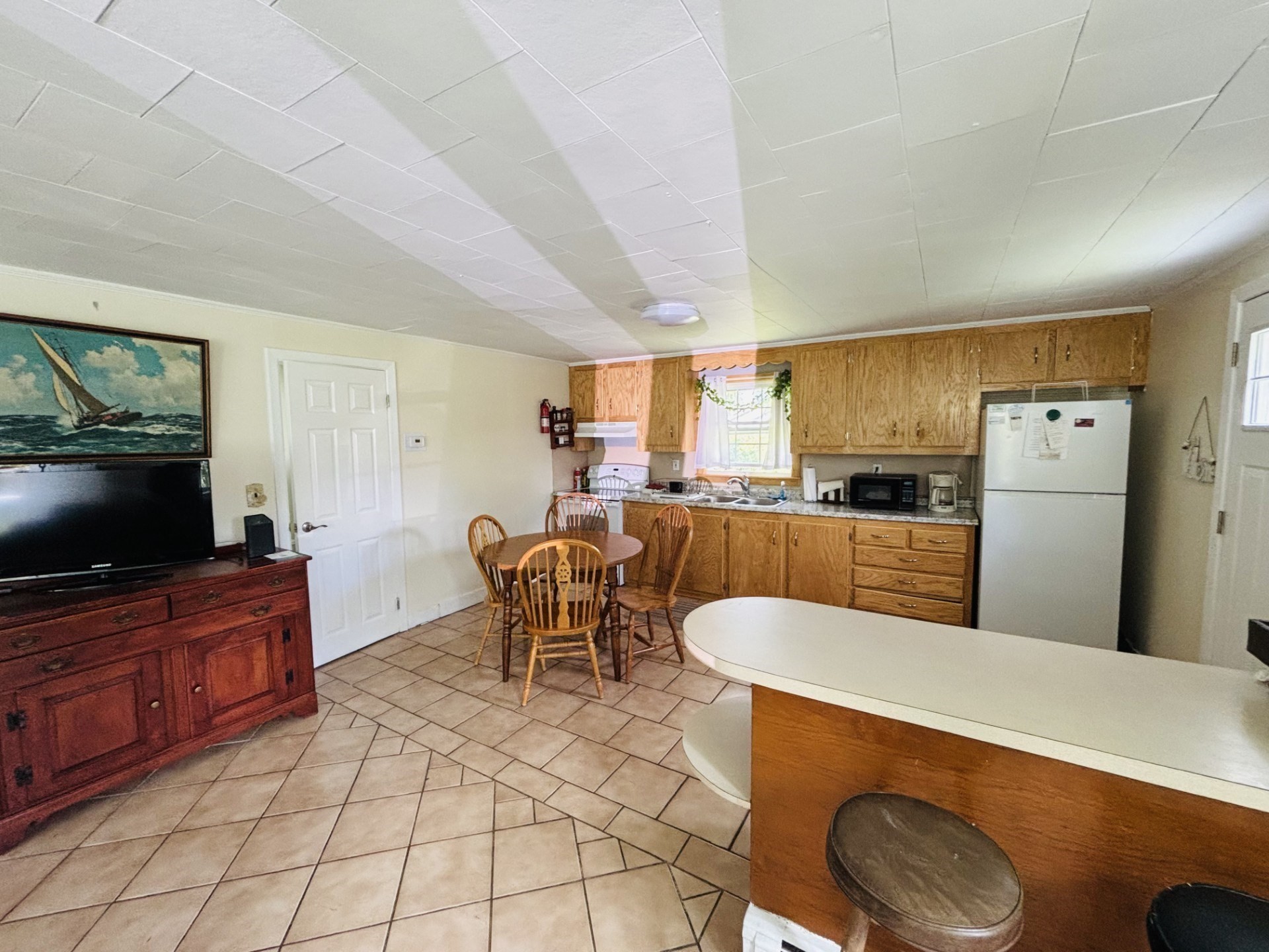 64 Hemlock Avenue Property Photo 7