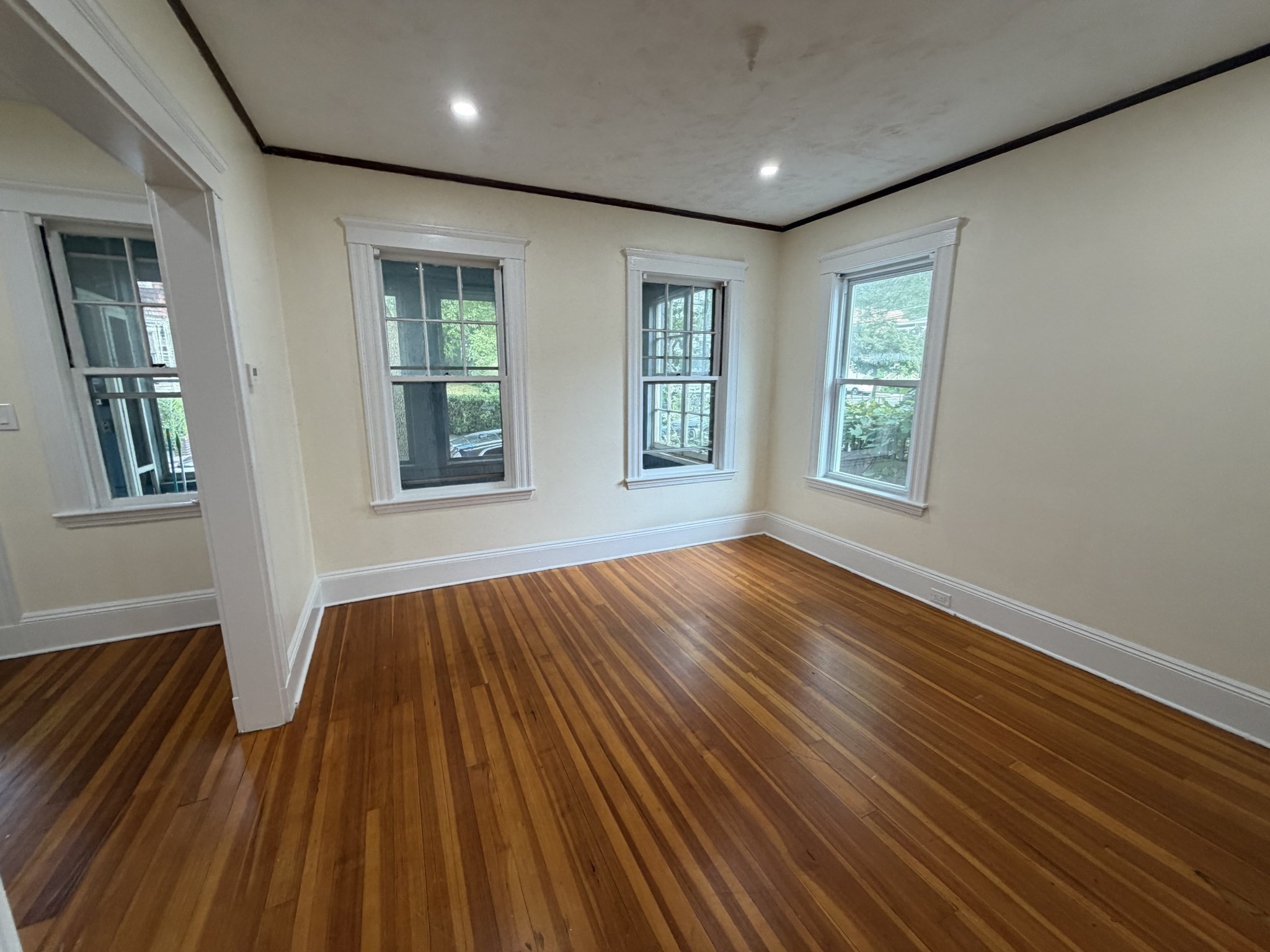 6 Malvern Ave # 1 Property Photo 7