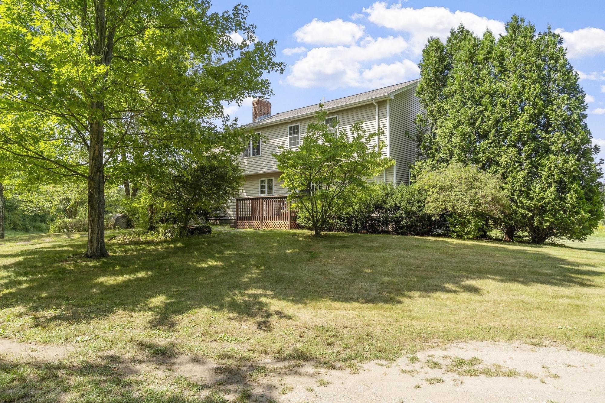 140 Chace Hill Rd Property Photo 3