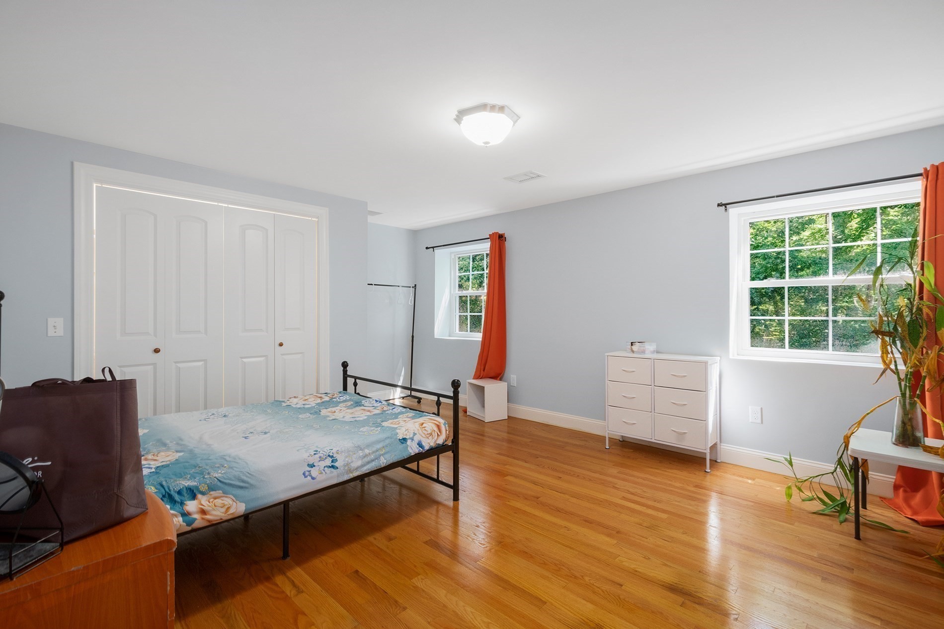 285 Winthrop Street Property Photo 12