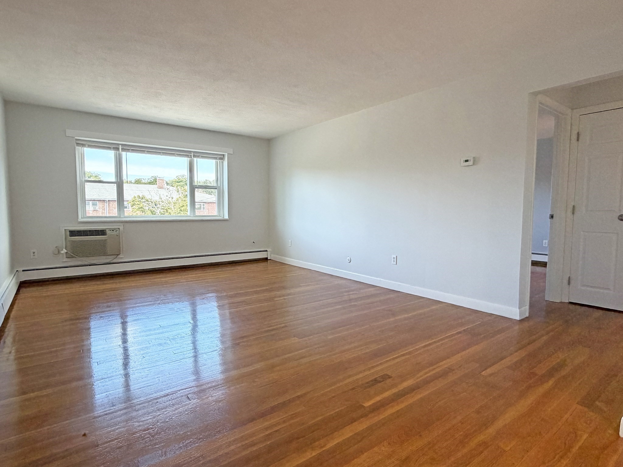 1077 Chestnut St # 8 Property Photo 2