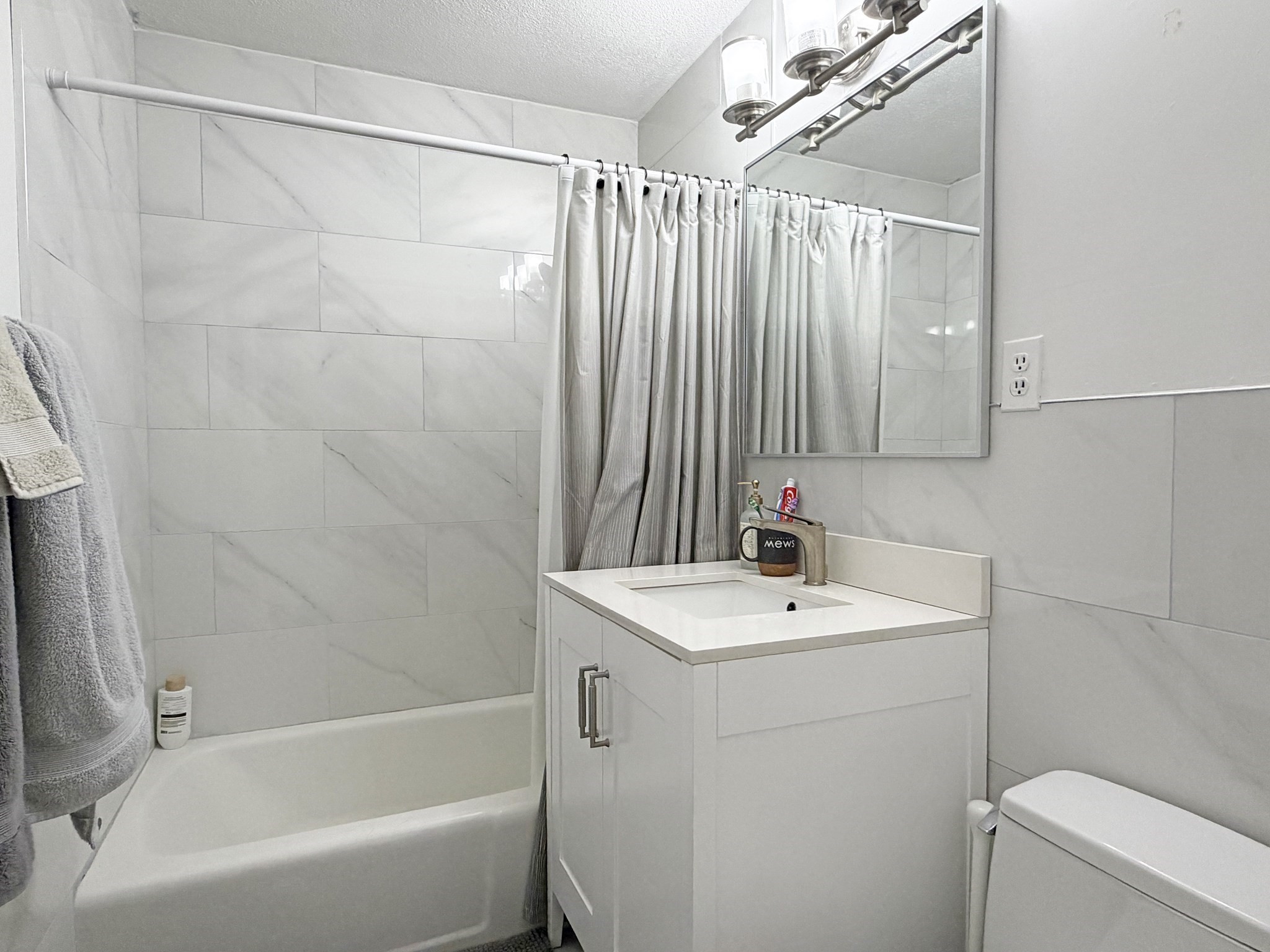1077 Chestnut St # 8 Property Photo 6