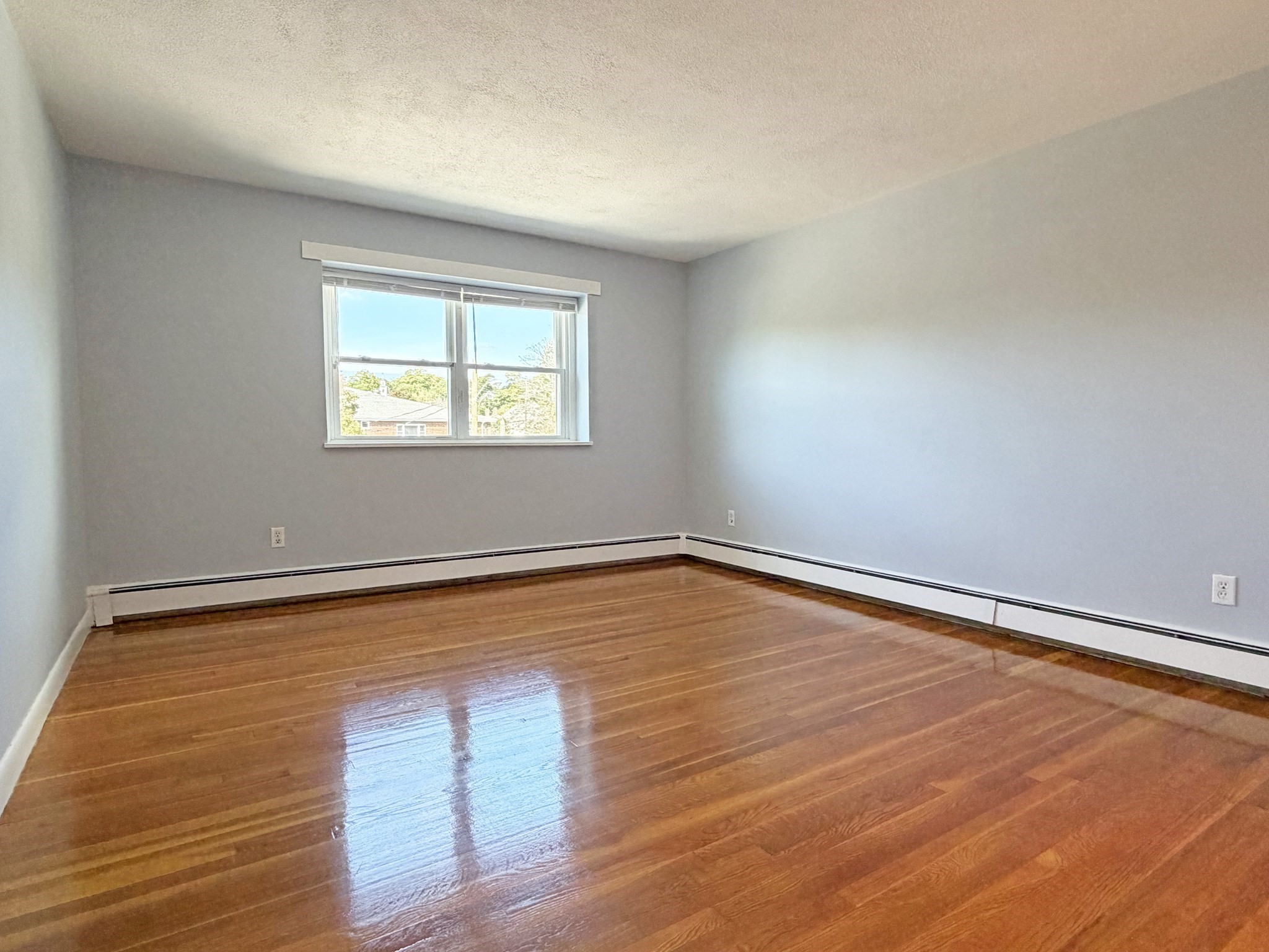 1077 Chestnut St # 8 Property Photo 11