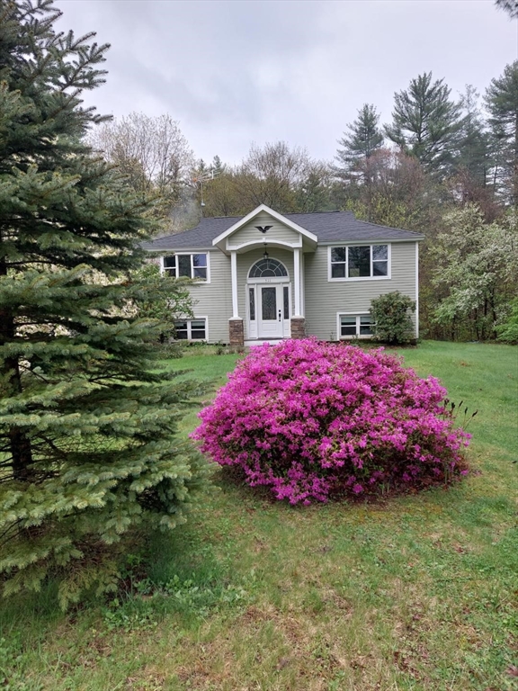 511 Michael Sears Rd Property Photo 1