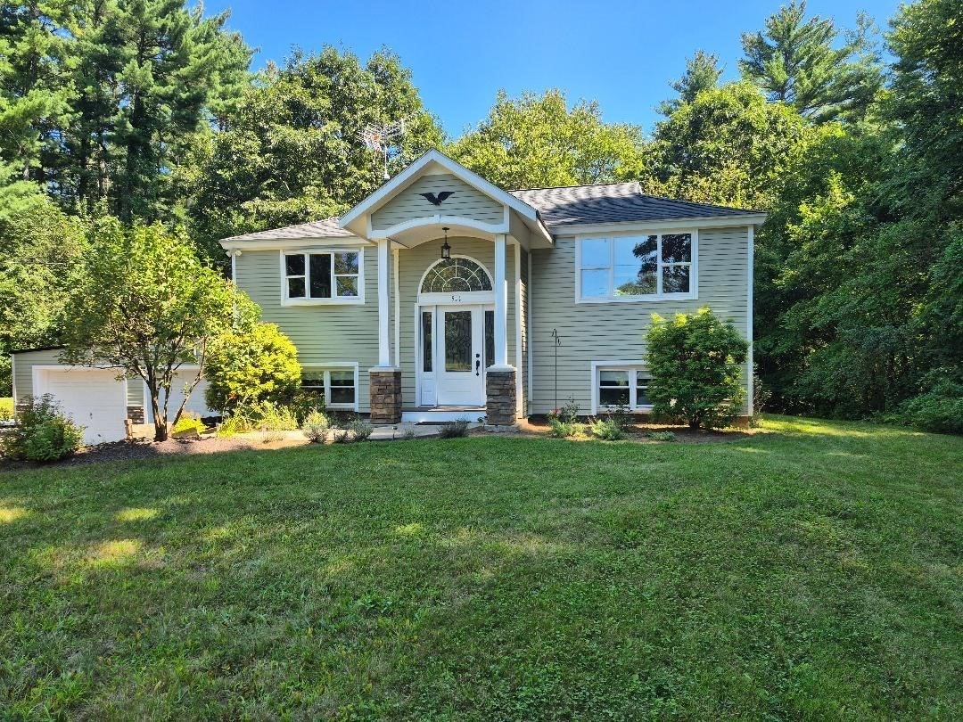 511 Michael Sears Rd Property Photo 1