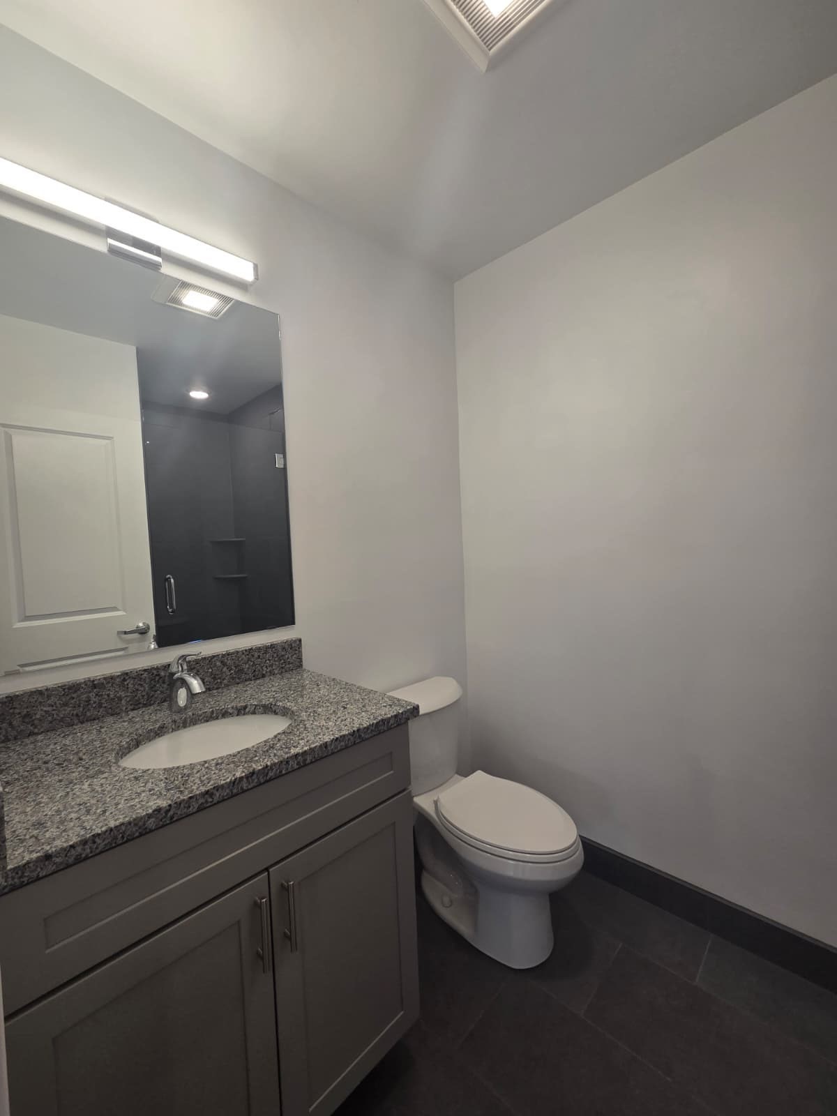 165 Hawthorne Broadway # 203 Property Photo 6