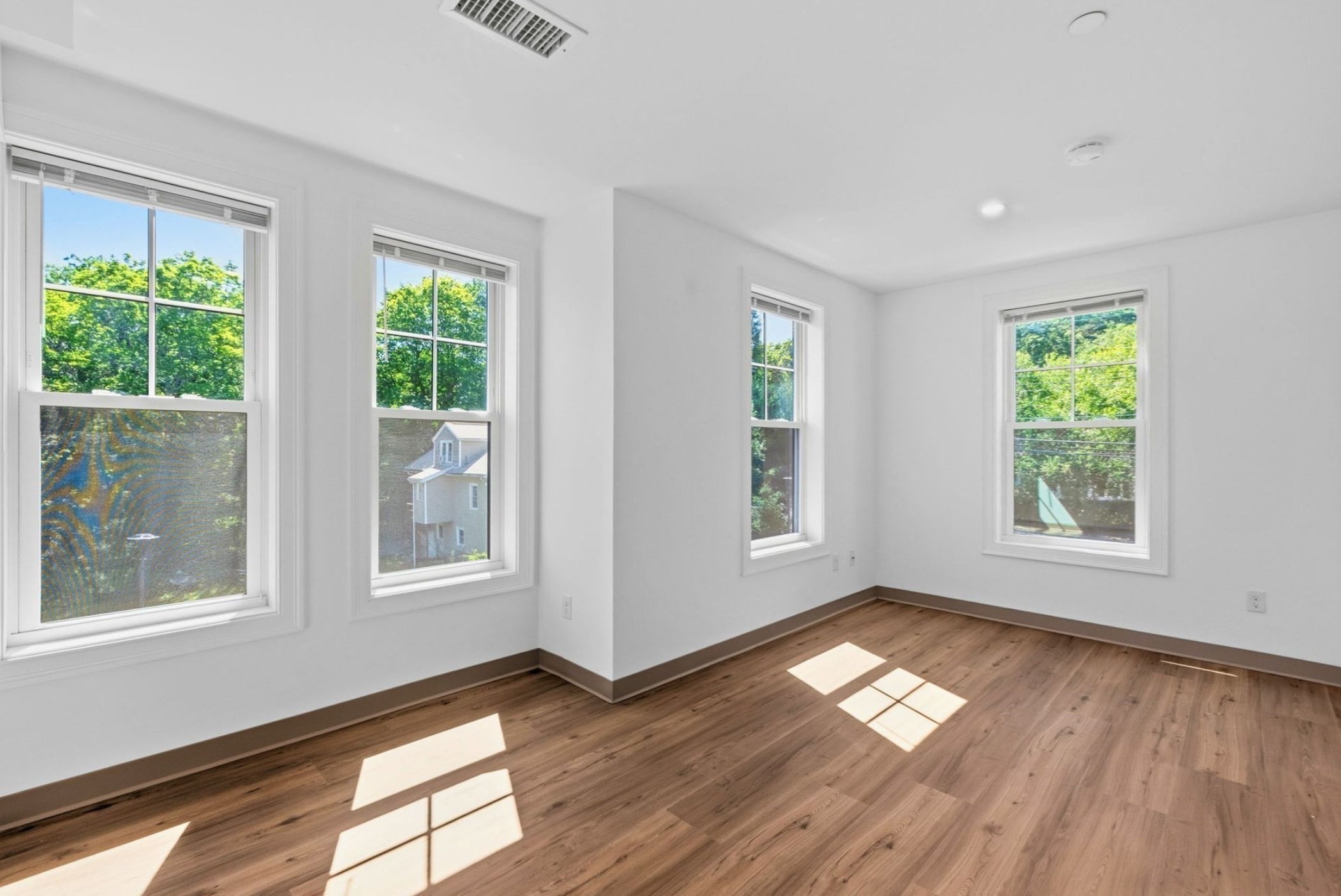 26 Union St # 202 Property Photo 6