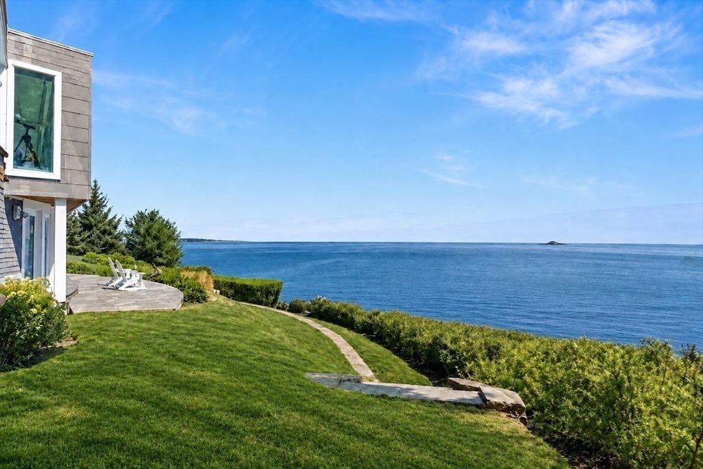 105 Little Nahant Road Property Photo 2