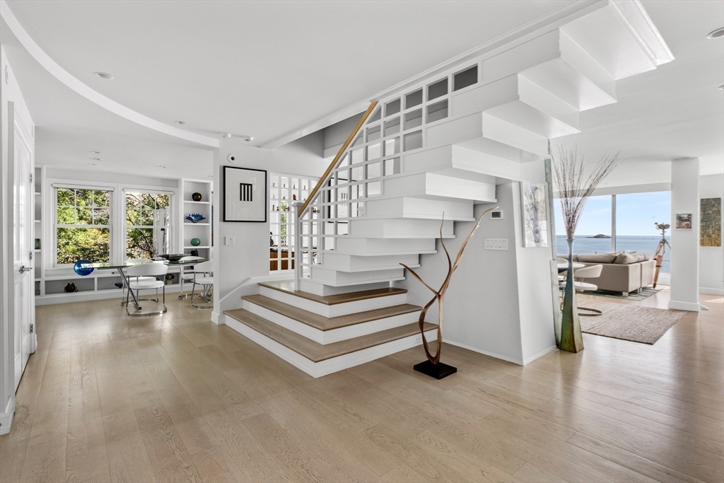 105 Little Nahant Road Property Photo 4