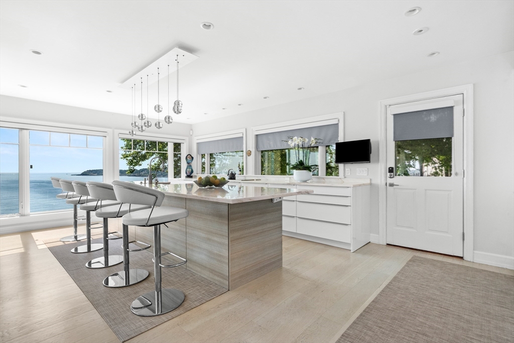105 Little Nahant Road Property Photo 8