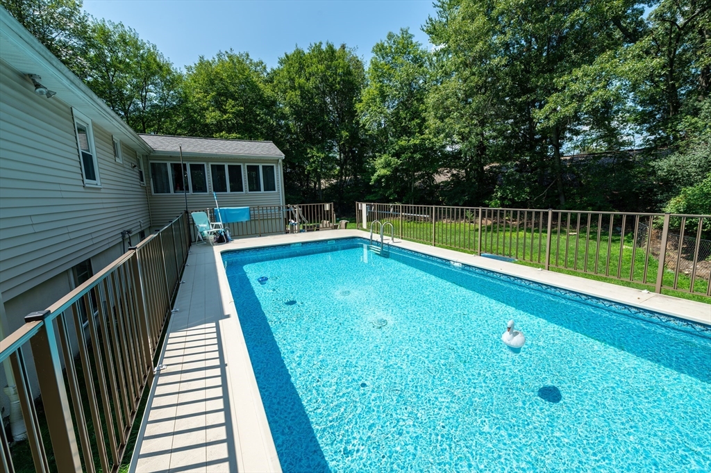 55 Westdale Rd Property Photo 18