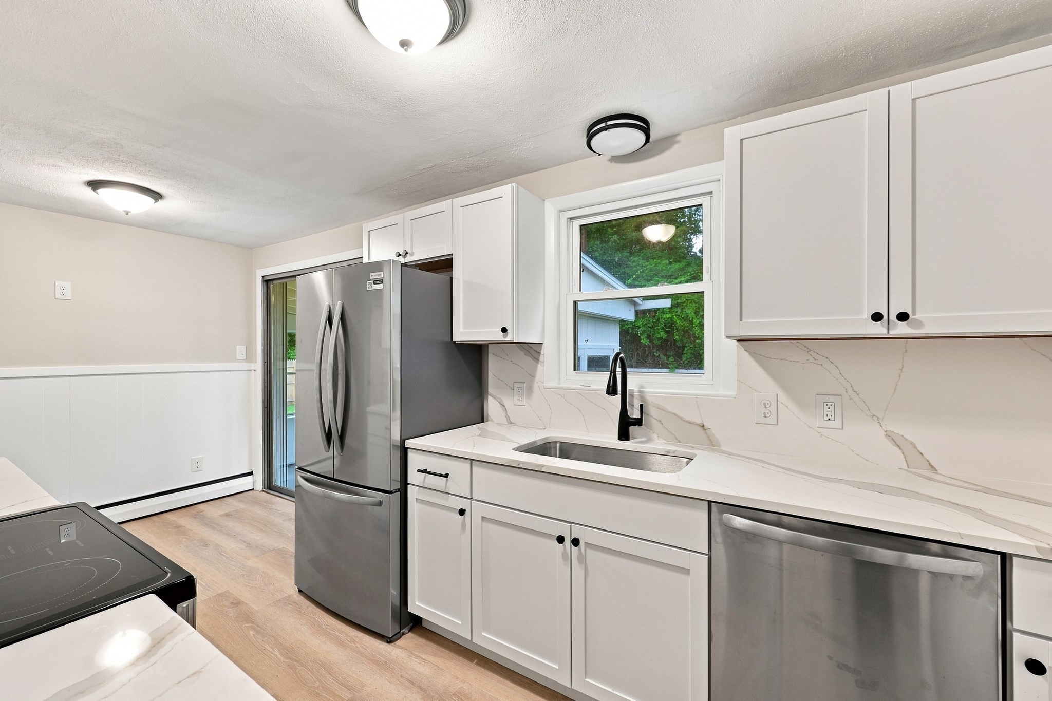 46 Kay St Property Photo 4