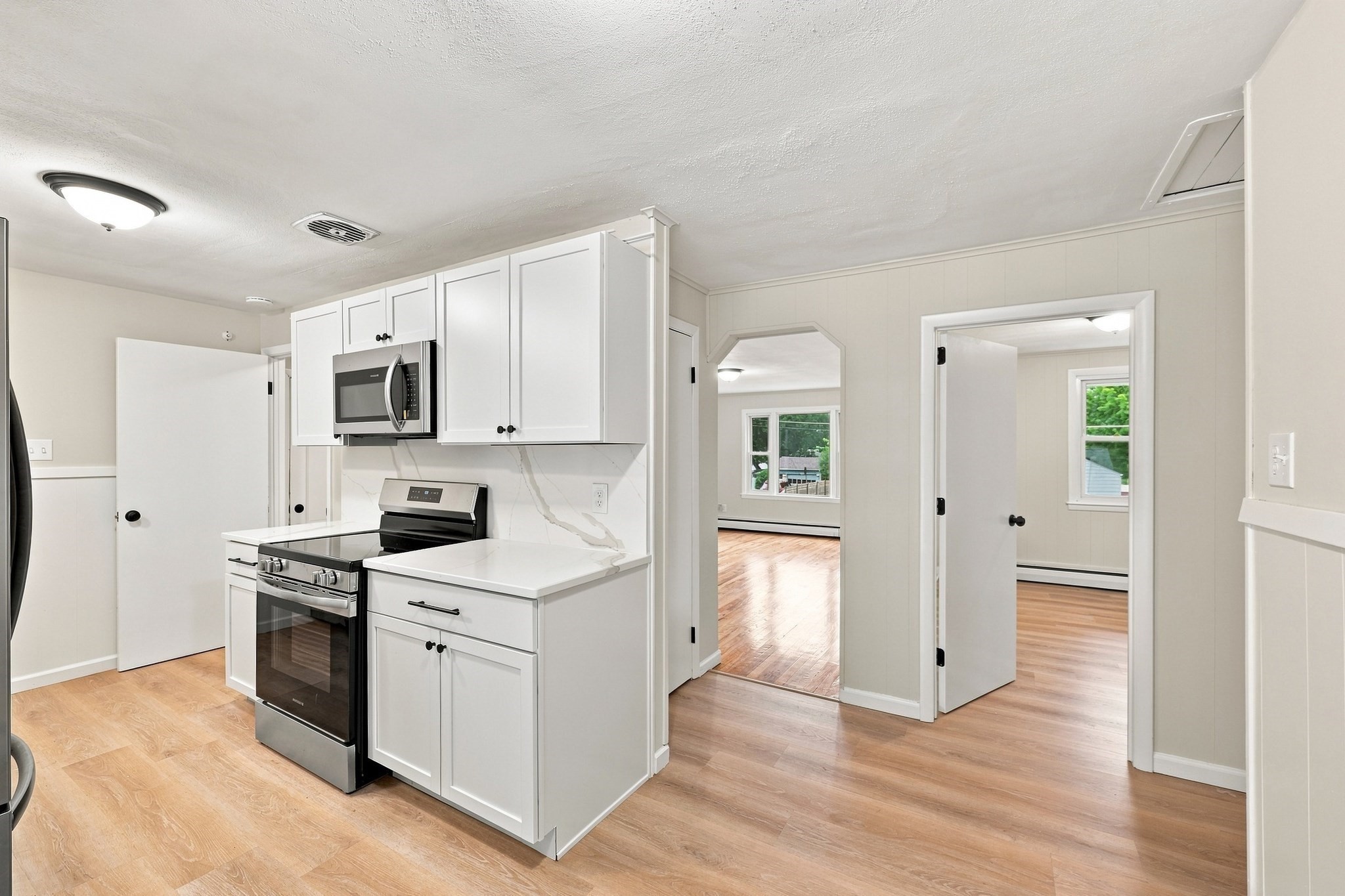 46 Kay St Property Photo 8