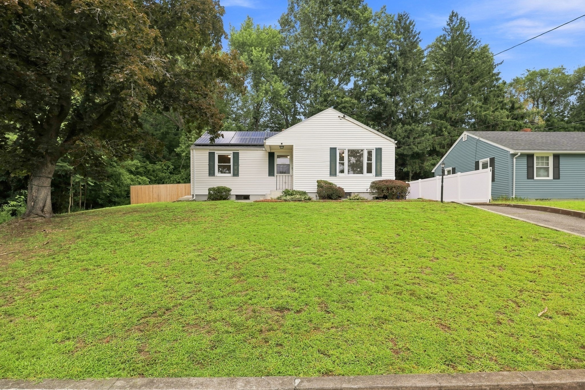 46 Kay St Property Photo 41