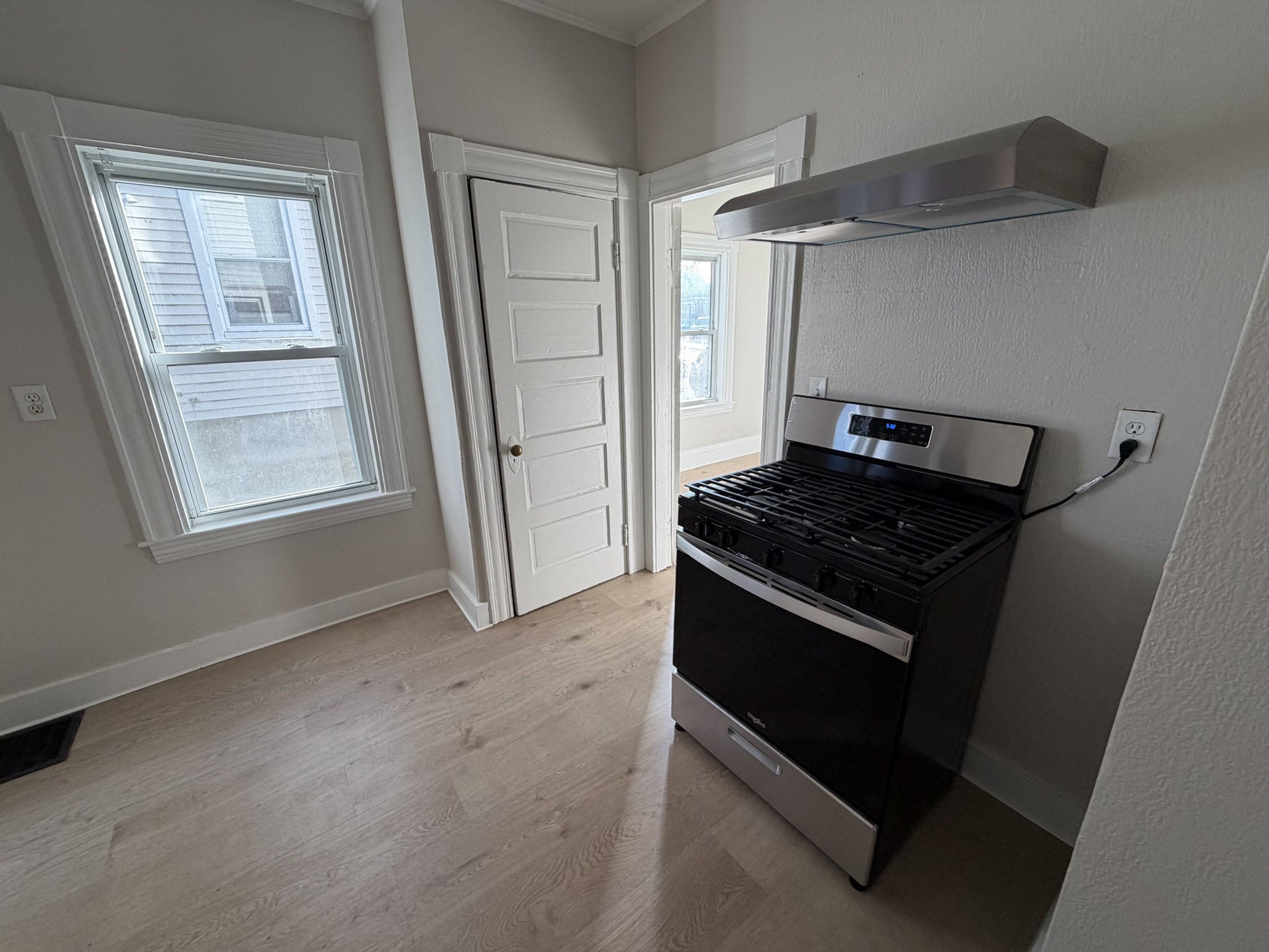 42 1/2 Cabot # 1 Property Photo 5