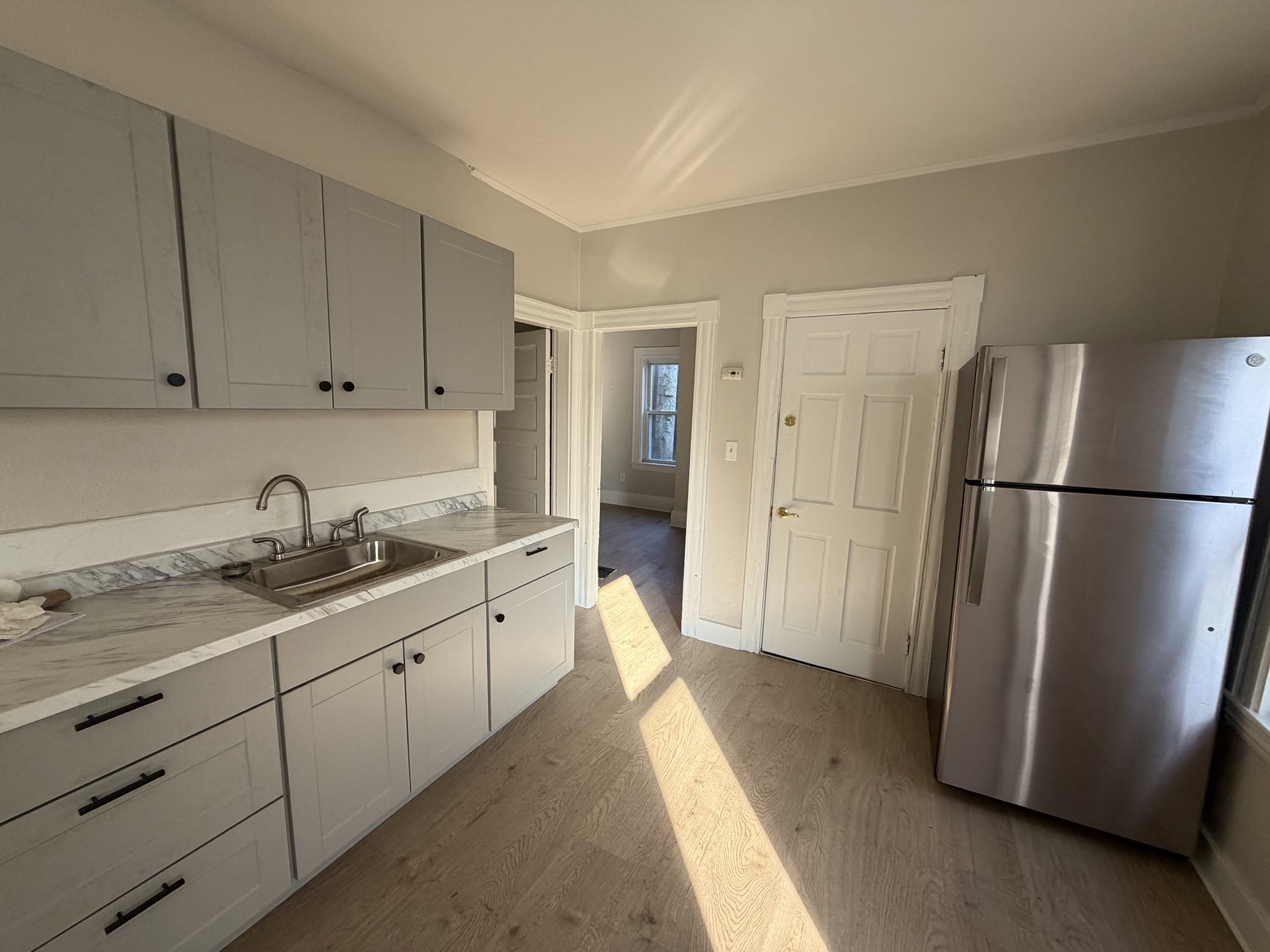 42 1/2 Cabot # 1 Property Photo 6