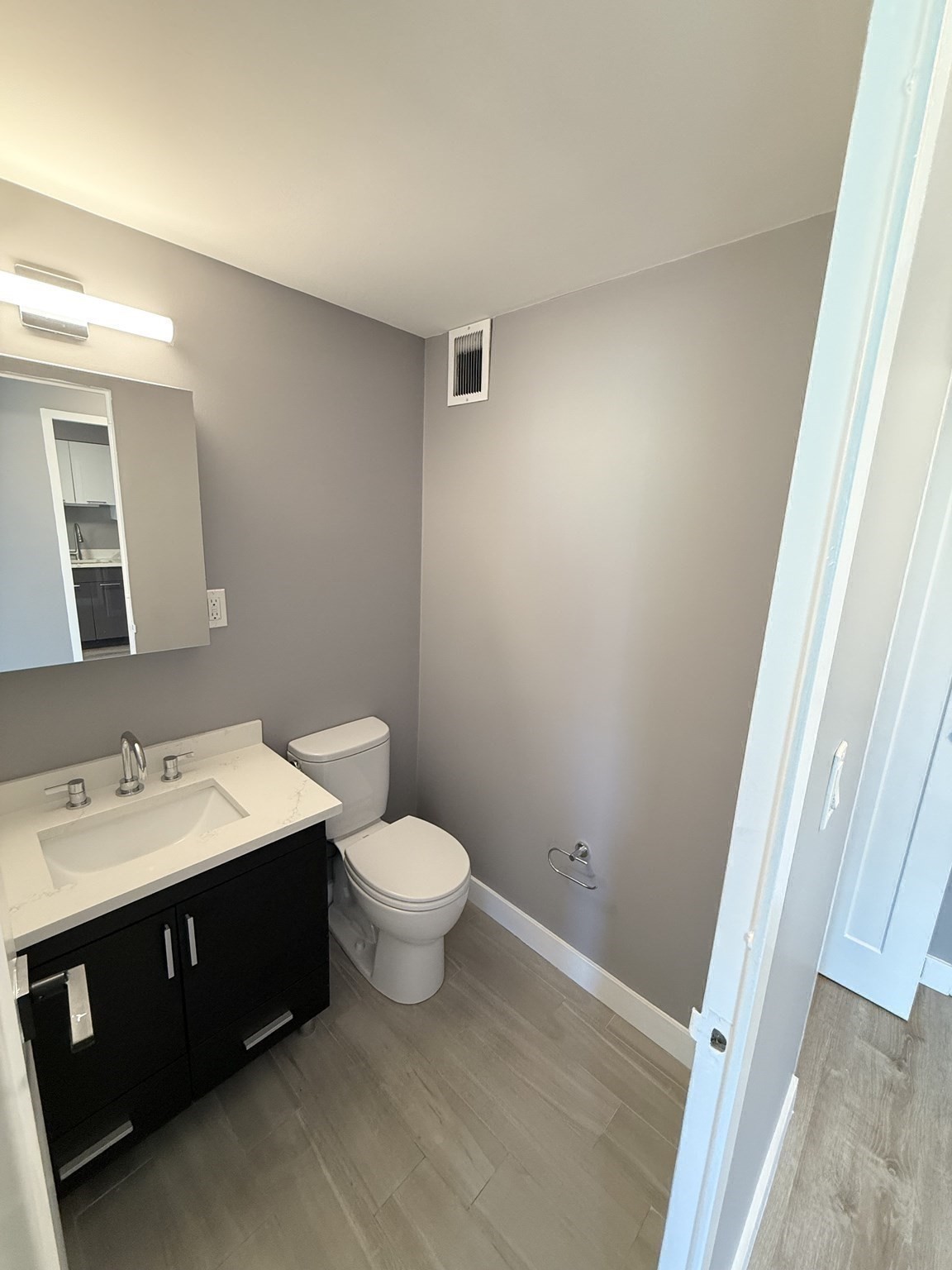 846 Massachusetts Ave # 4a Property Photo 8