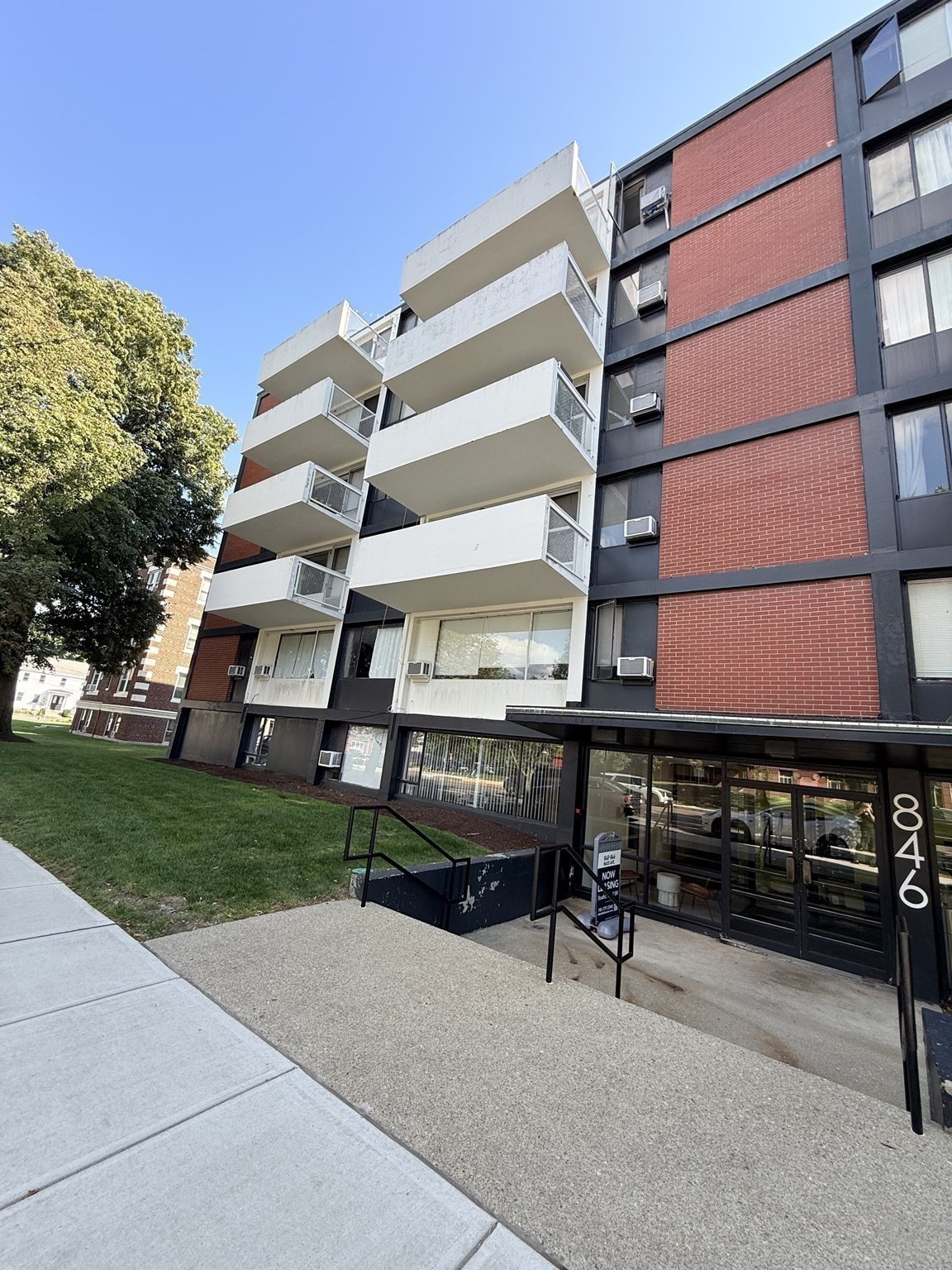 846 Massachusetts Ave # 4a Property Photo 20
