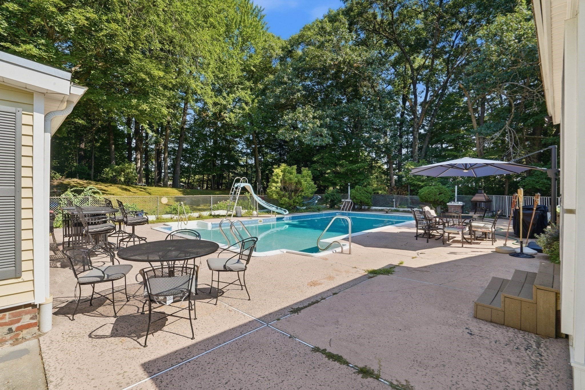 16 Allen Street Property Photo 22