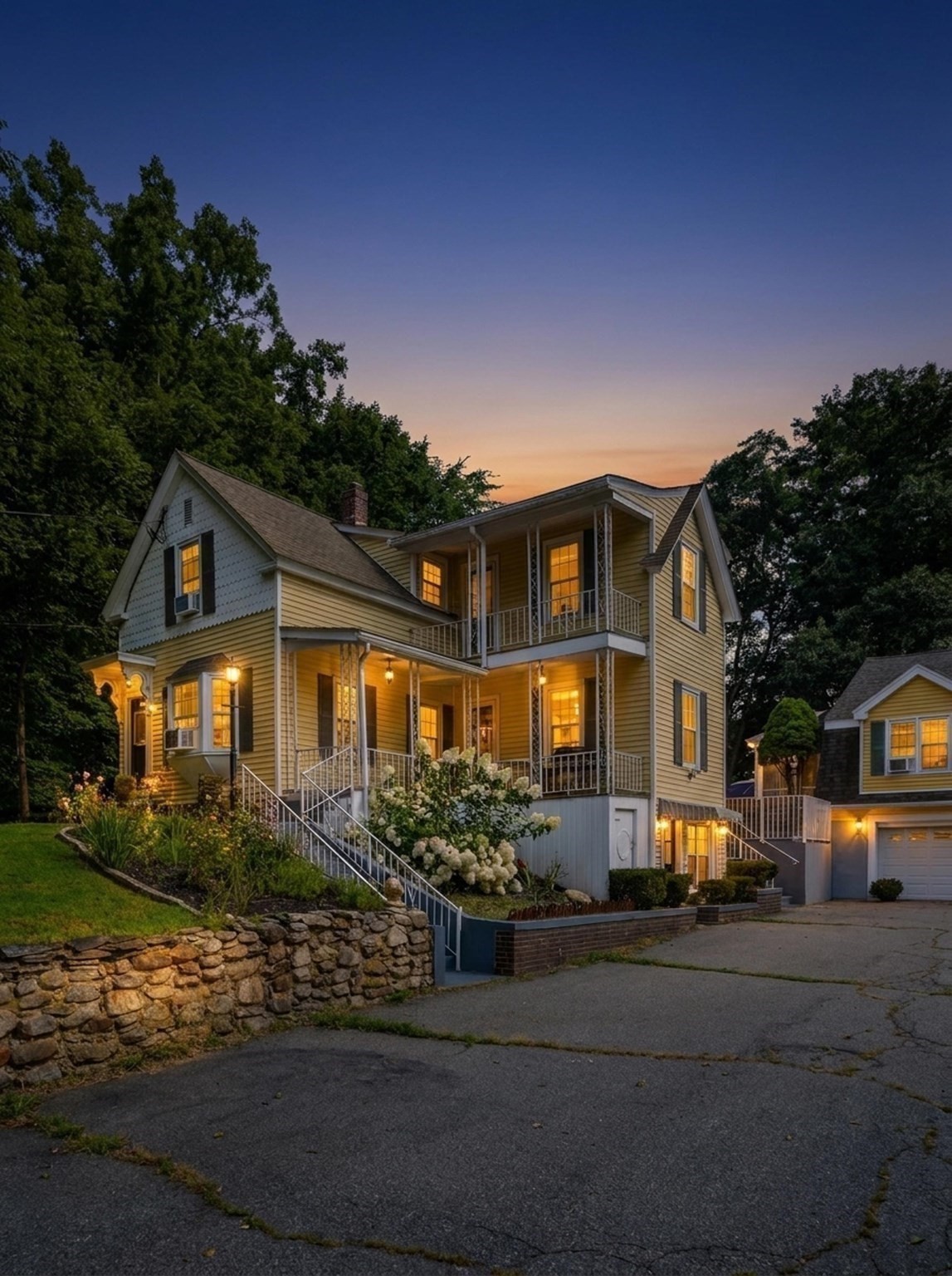 16 Allen Street Property Photo 40