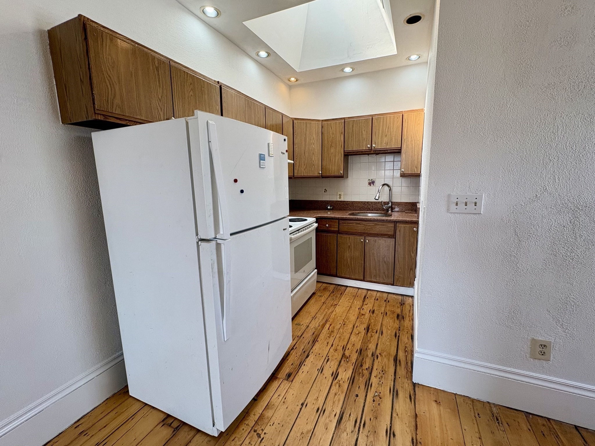 361 Adams Street # 3 Property Photo 5
