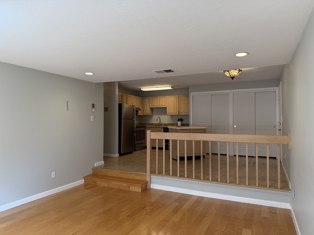 10 Chapman St # 208 Property Photo 20