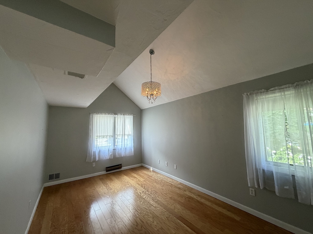 10 Chapman St # 208 Property Photo 28