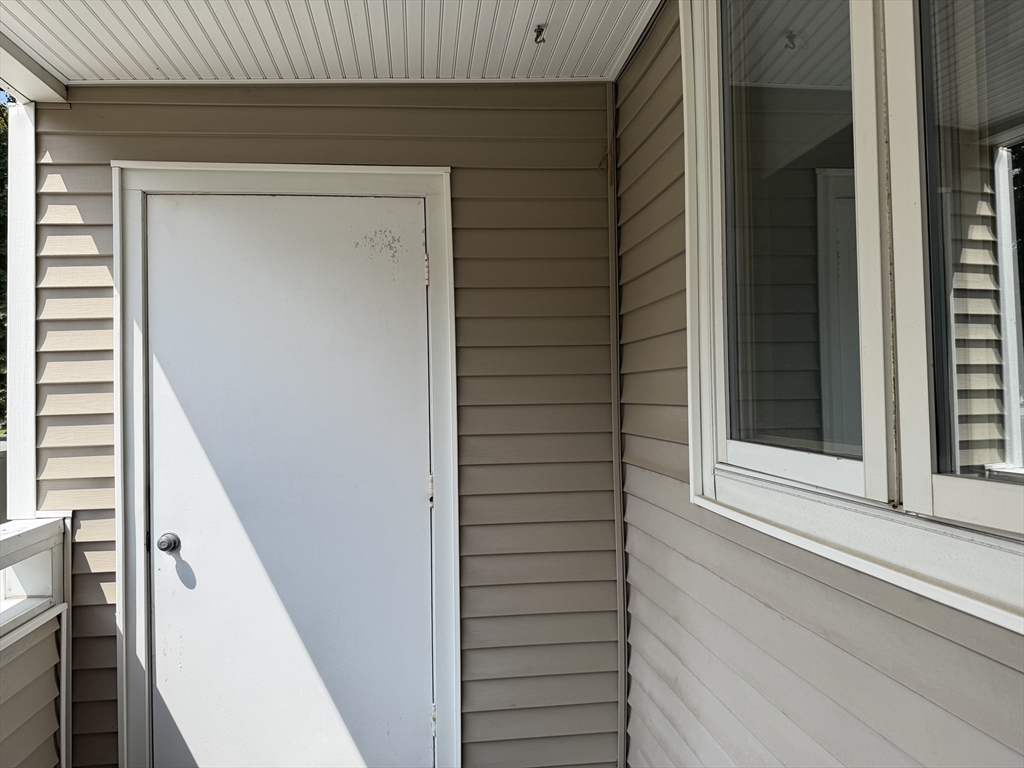 10 Chapman St # 208 Property Photo 32